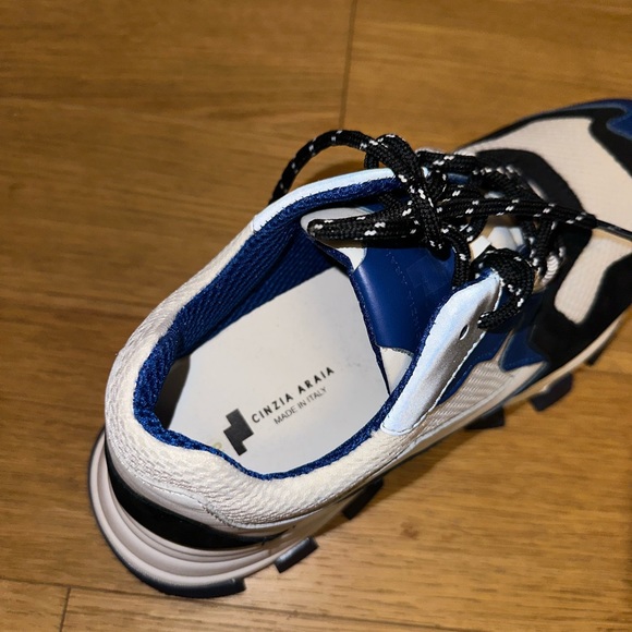 CINZIA ARAIA
FABRIC AND LEATHER SNEAKERS - Picture 6 of 7